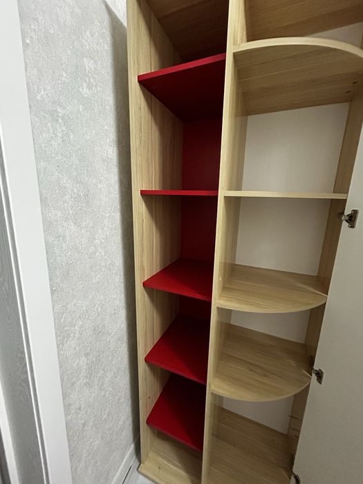 Продается б/у шкаф