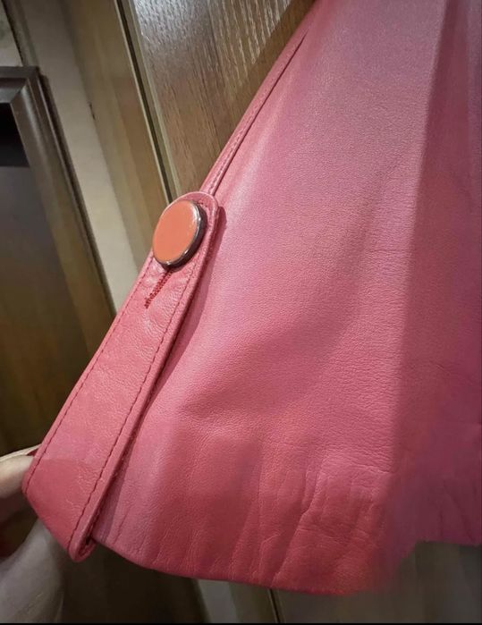 Женская куртка кожаная