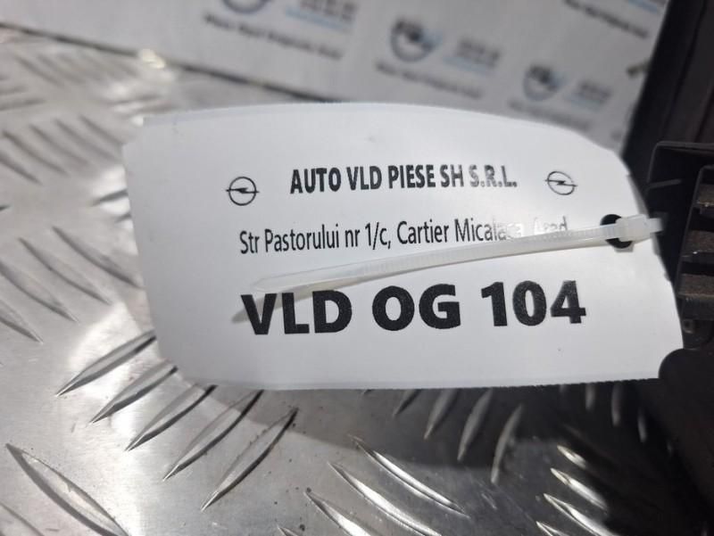 Oglinda stanga 5 pini Opel Vectra C facelift