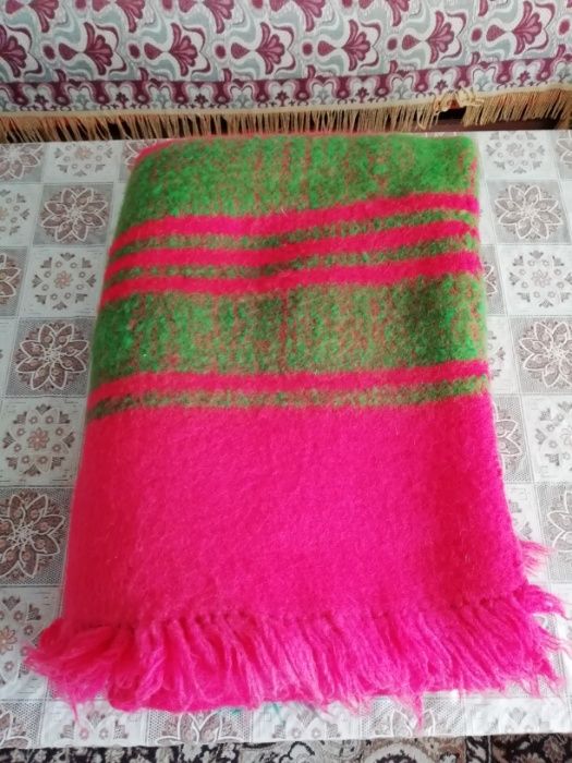 Родопско одеяло 100% вълна, ръчно такани