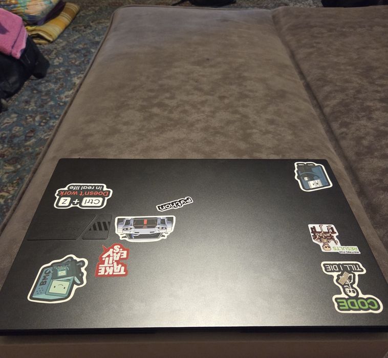 Asus vivobook s15 OLED