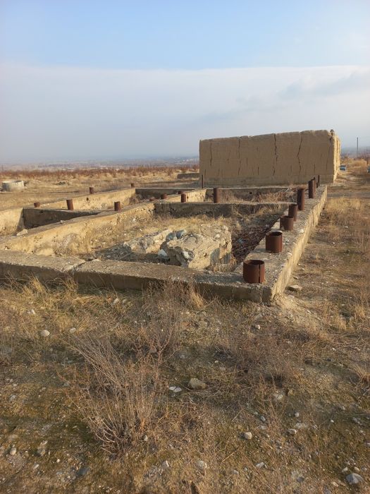 Ер сотилади 16 сотих миндонобод спутникда фундаменти 10 хонага куйиган