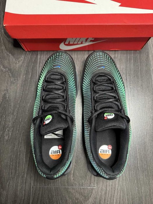 Обувки Nike / Air Max Plus / DN "Black and Rage Green" + КУТИЯ