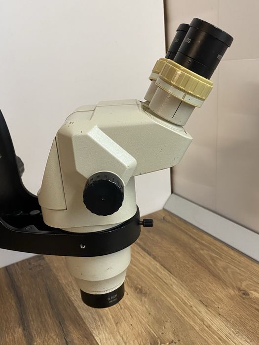 Microscop + sistem iluminare