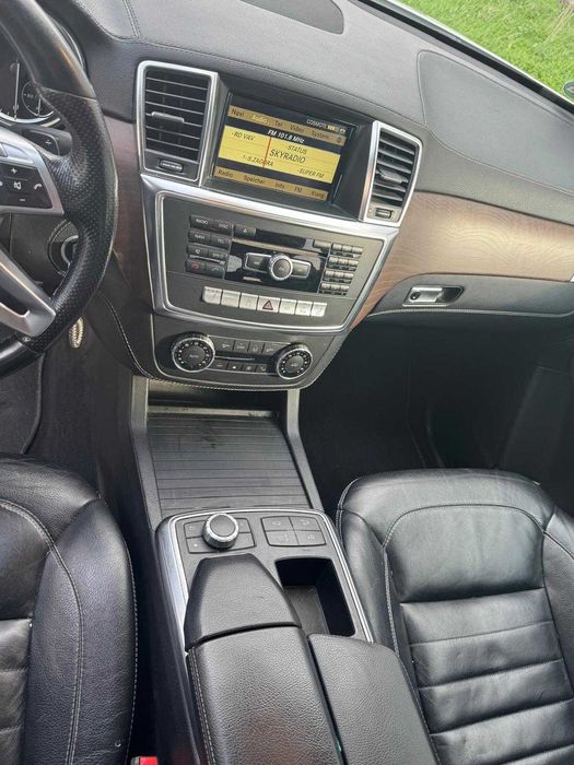 Mercedes-Benz ML 350