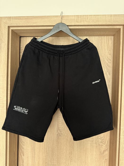 Off white къси гащи