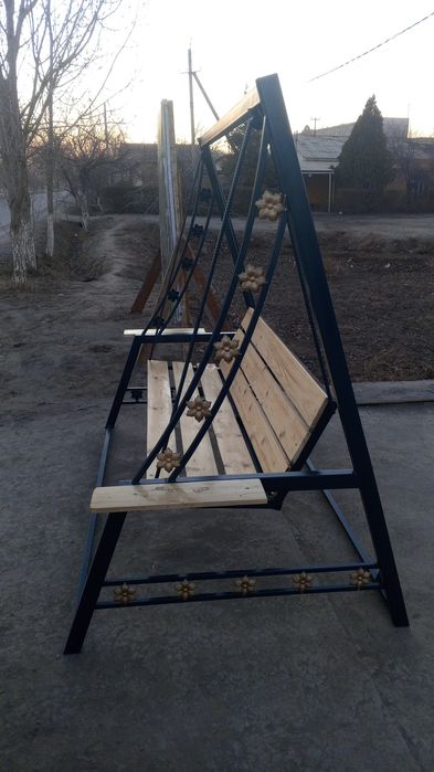 Kachelo ( Xankilchak, Sarinjaq ) sotiladi. Качели Саринжак сотилади со