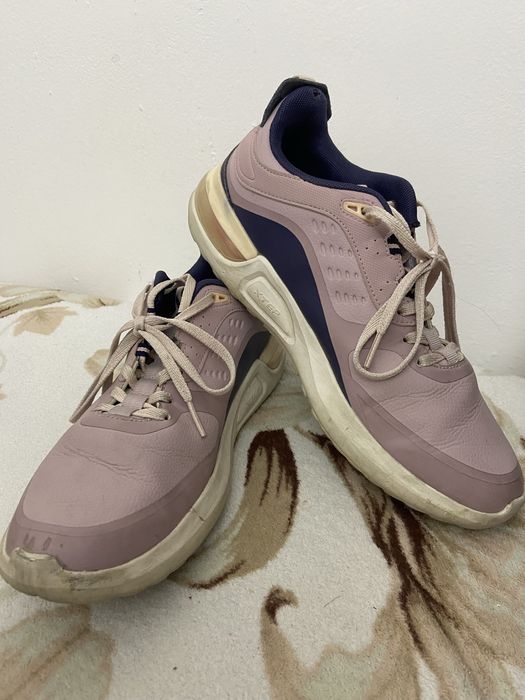 Кроссовки 38 розовые xtep