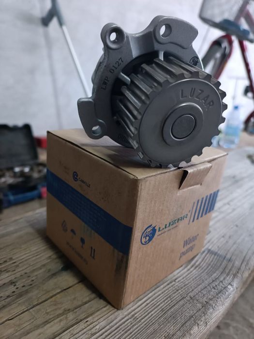 Продам запчасти на гранту 16кл