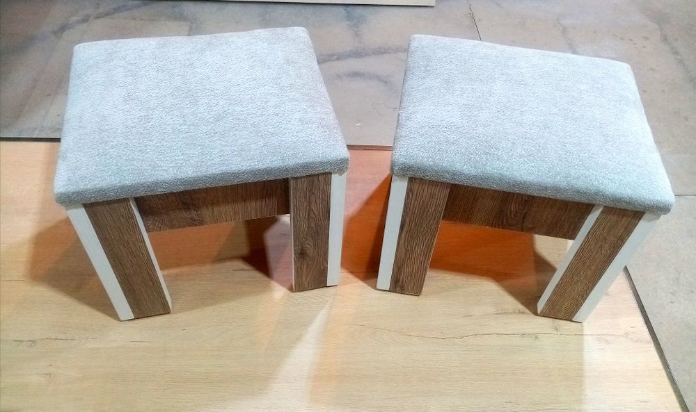 Продам новые маленькие табуретки!