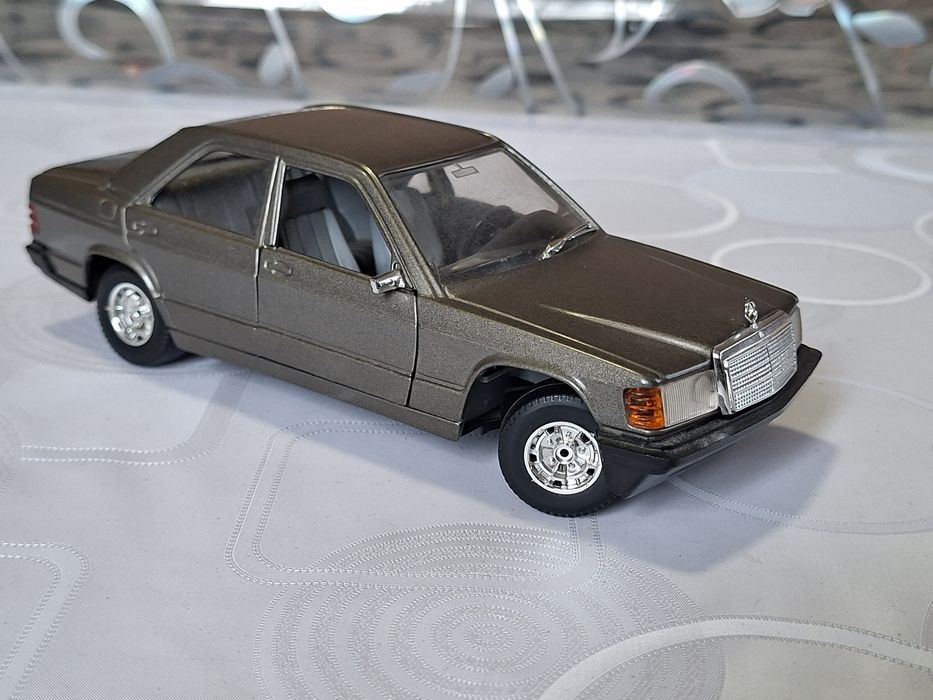 Колекционерски Мерцедес 190Е