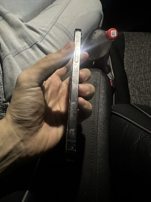 Iphone 12 Pro bez imeka