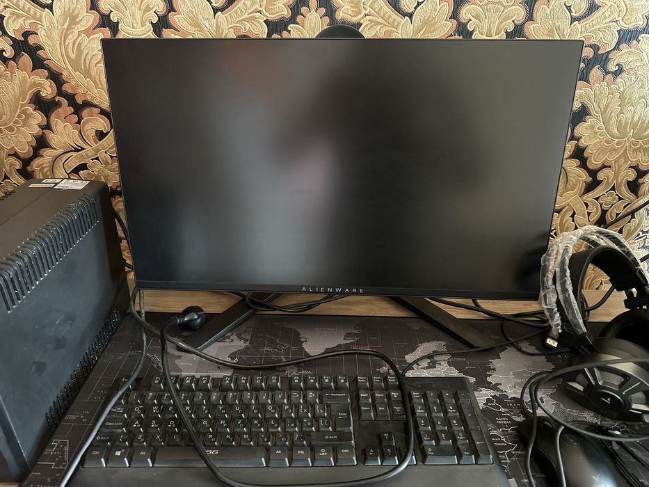 Kampyuter sotiladi Riyal klent bolsa kelishamiz