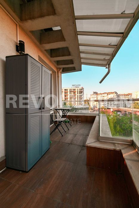 Продава се Тристаен апартамент в София, Витоша - 122 кв.м за 2378 €/кв.м - Снимка #9