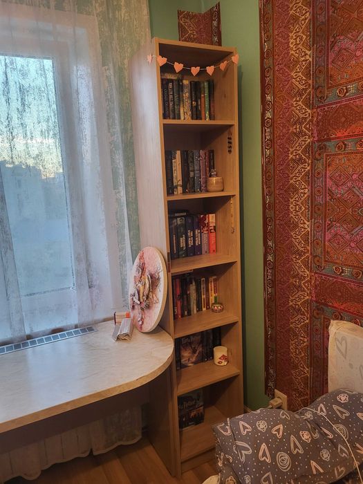 Продам книжный шкаф, полку