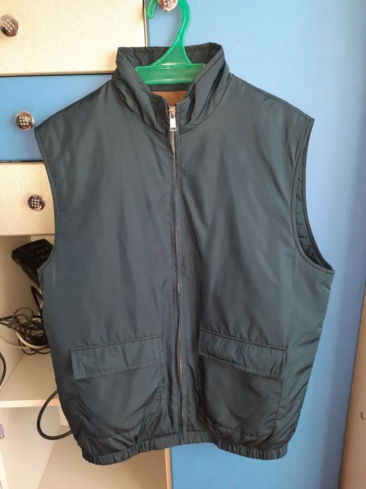 Продам безрукавку MSQ