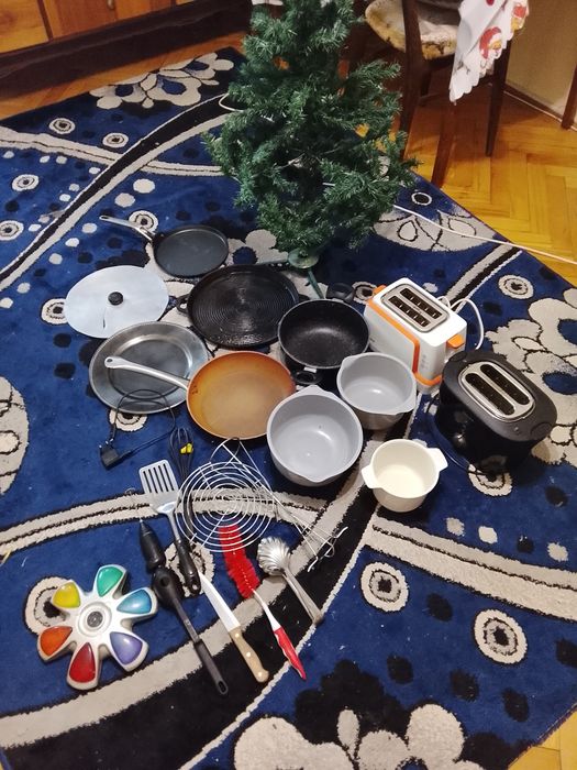 Vând ce se vede in poza cu 50 lei