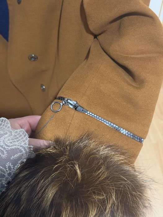 Польто почти новая