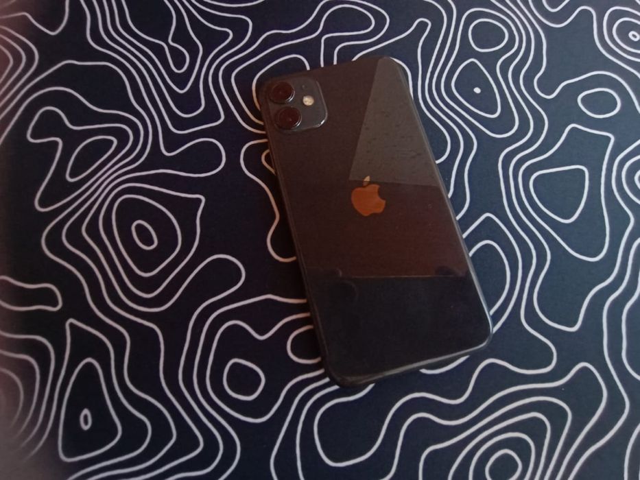 продам/обменяю IPhone 11/128гб/76%