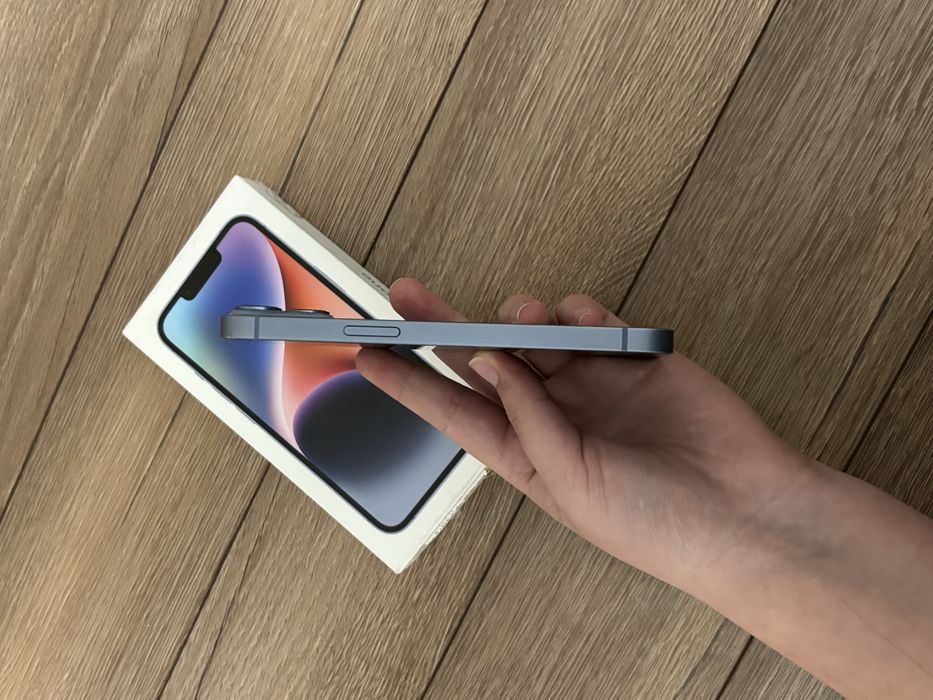 iPhone 14,128гб,голубой,сост 100%