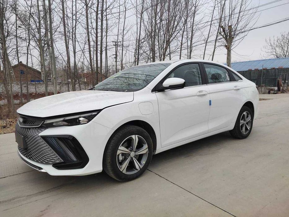 Продается новая GEELY EMGRAND L HYBRID! запас хода 1300 км!
