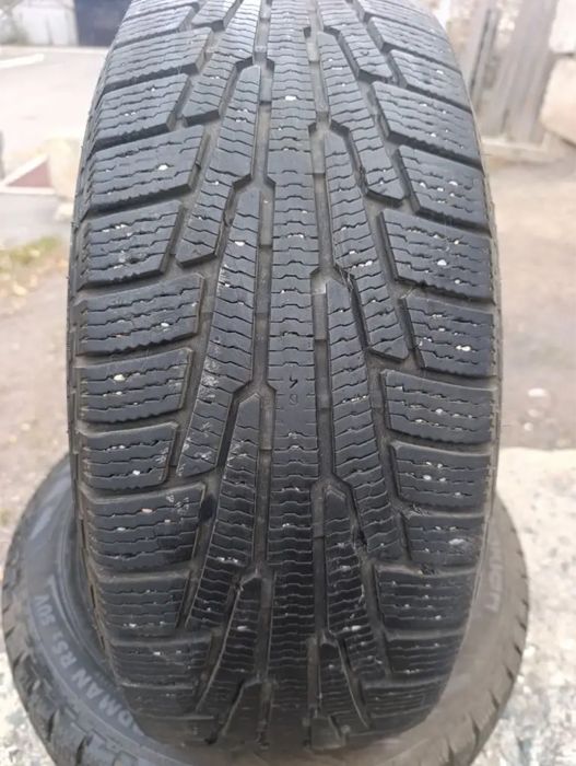 Продам резину R18