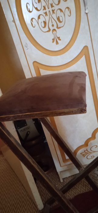 Barniy stul 5 ta 1 stoli eni 280, devorga qotiriladi holati yangi