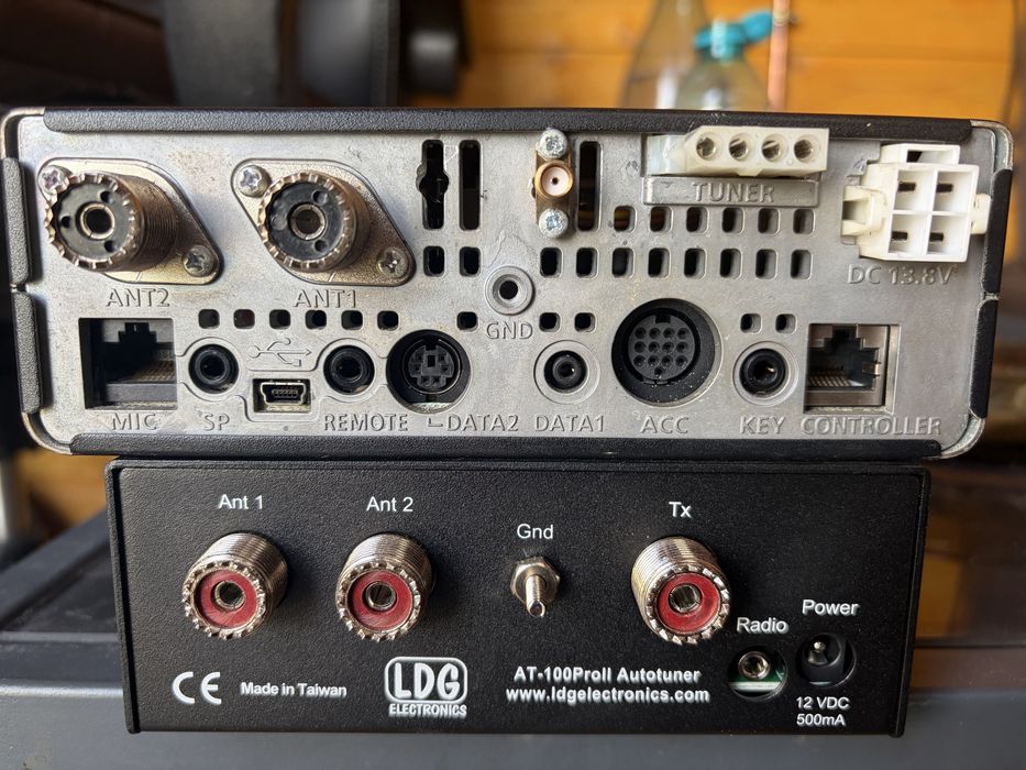 Icom 7100 cu Autotuner