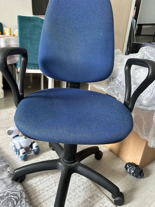 Продам Кресло офисное