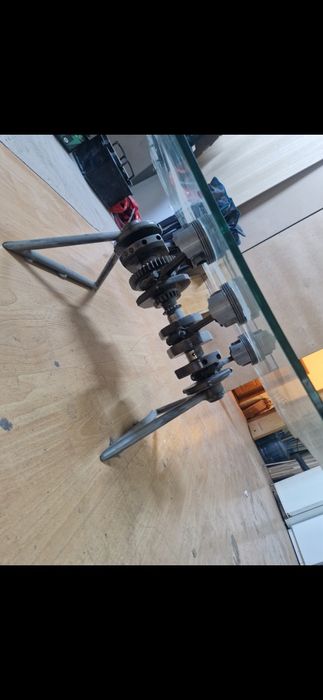 Măsuță de cafea din bloc motor de motocicleta