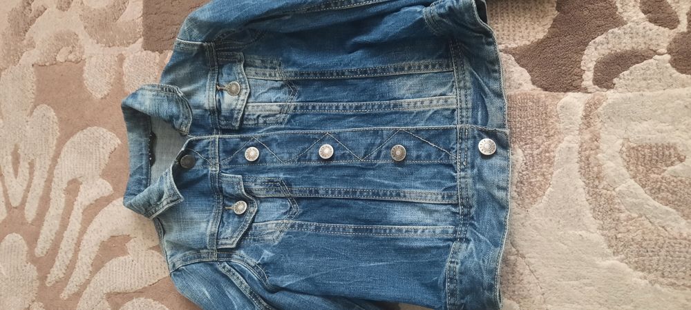 Джинсовая куртка на 4 года