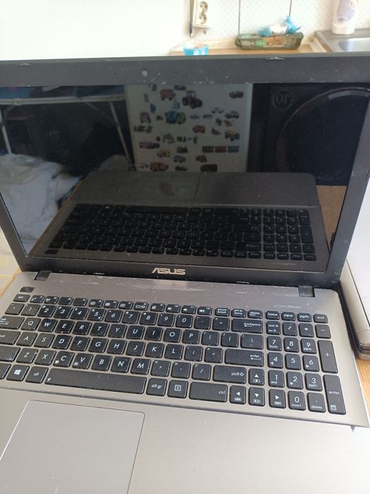 Vând laptop stare bună