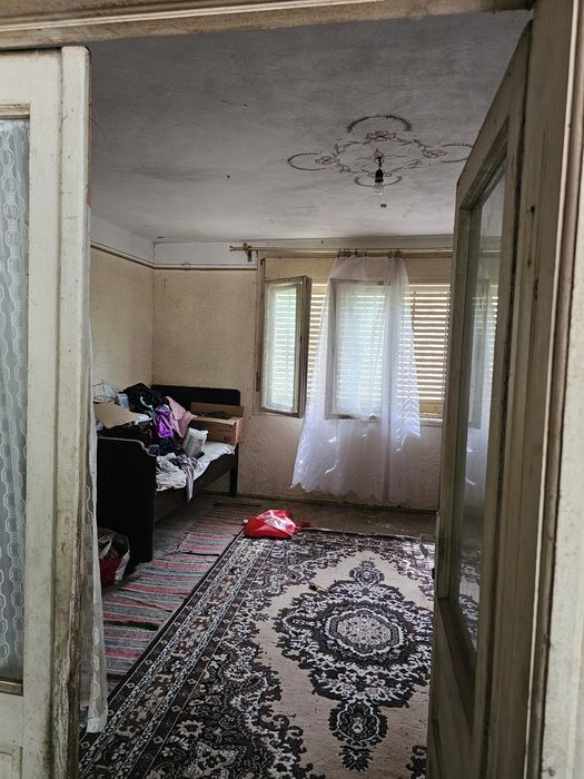 Casă de vânzare județul Arad, sat Ciuntești!
