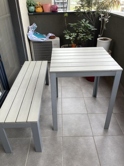 Vand mobilier de terasa