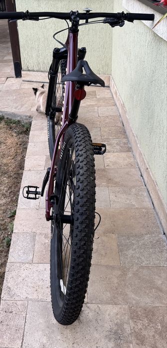 Bicicletă Specialized Chisel HT 29 MTB, mărimea XS, culoare Gloss Maroon / Ice Papaya