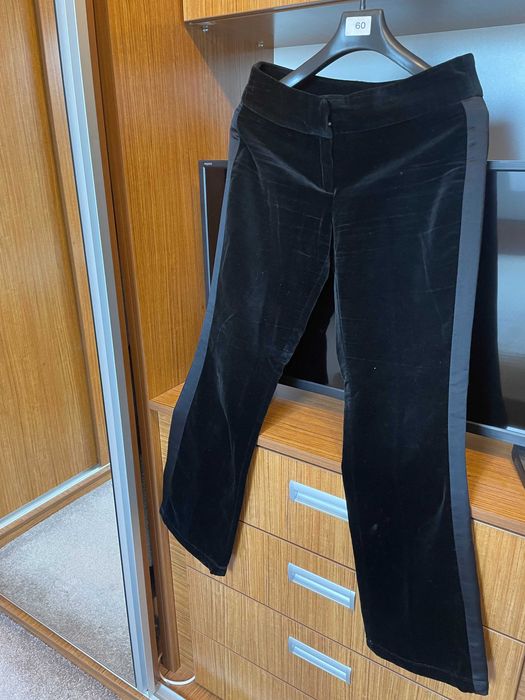 Pantaloni dama de catifea