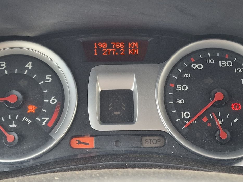 Vand Renault Clio 1.2 benzină