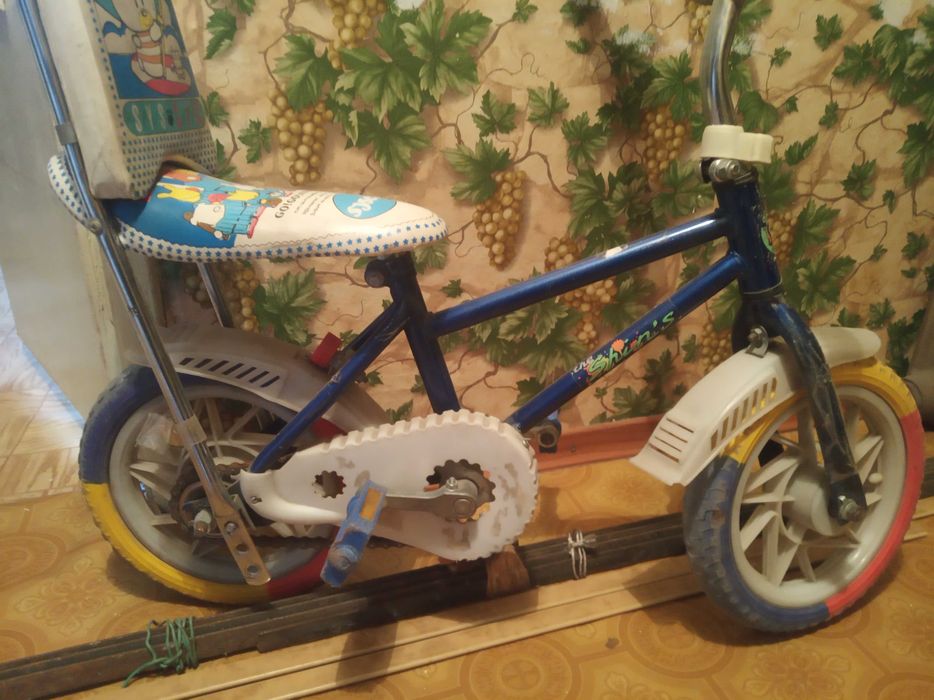 Велик детский ,на 3-5 лет. Бесплатно