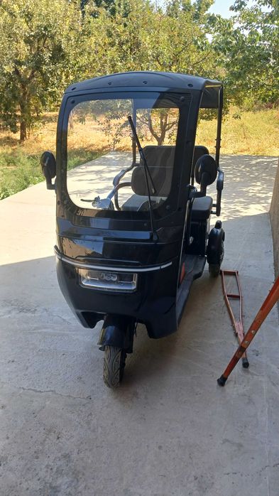 Skuter sotiladi xolati yaxshi djdjdidyejdjjdjdkjdkdkkrkieiieiidijrjjde