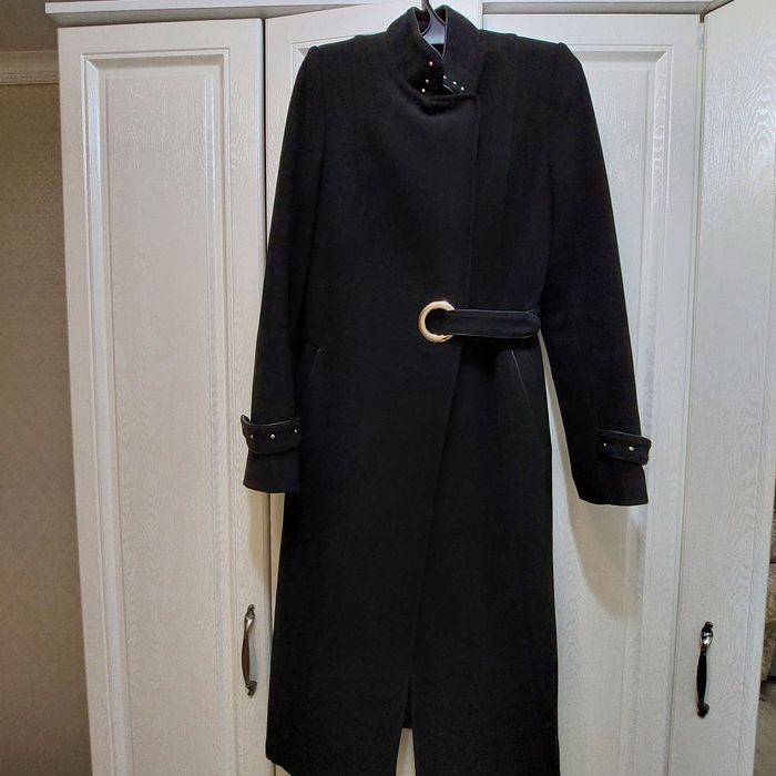 Пальто продается