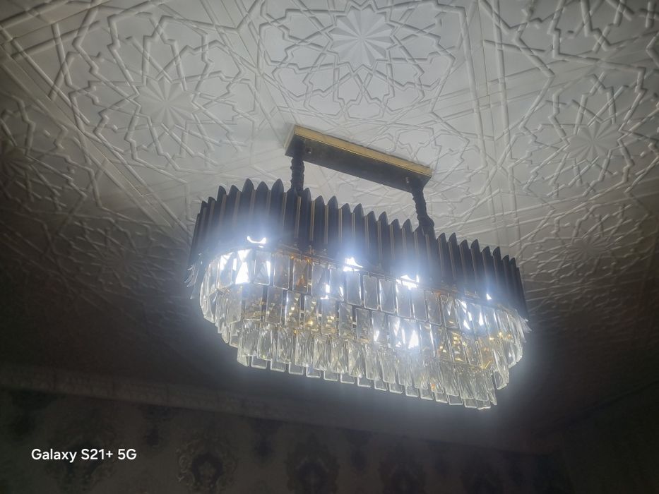 Люстра для гостиной