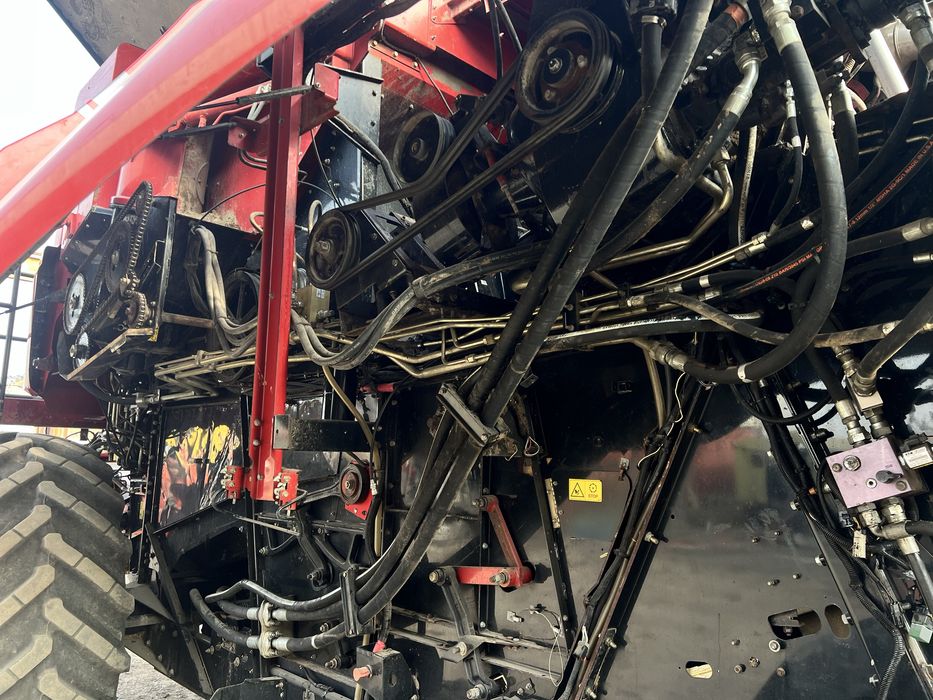 Case 5130 комбайн