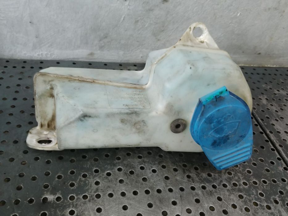 vas lichid parbriz audi a4 b7 8e  8e0955451ap