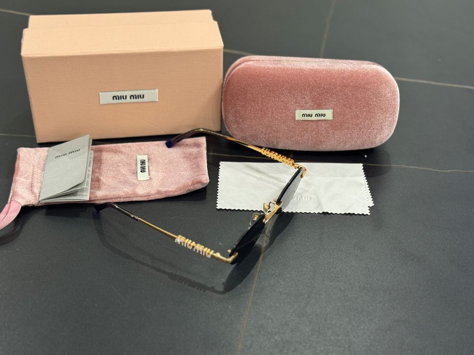 Дамски очила MIU MIU