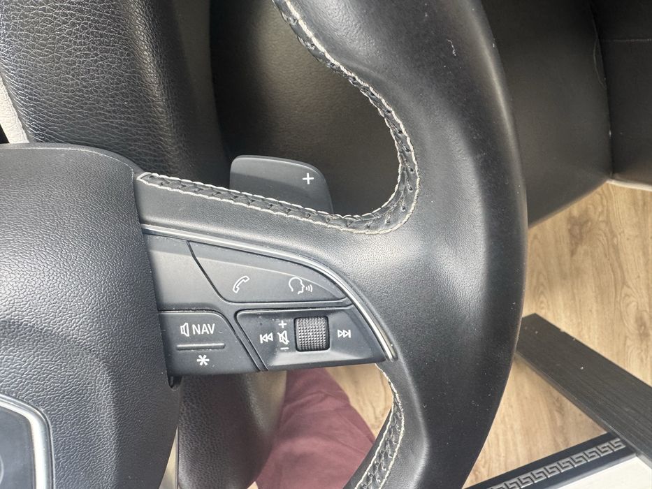 Спортен Оригинален волан с Airbag за AUDI Q7 SQ7