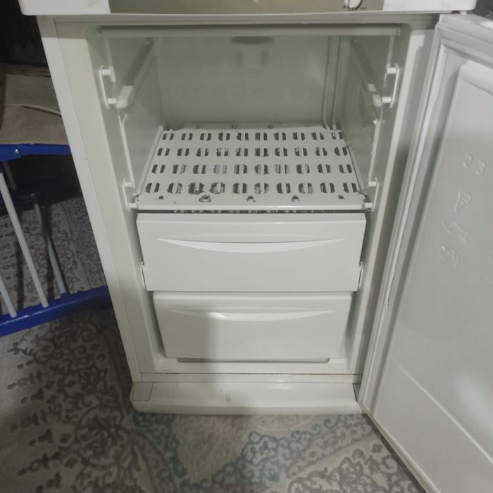 Морозильник indesit