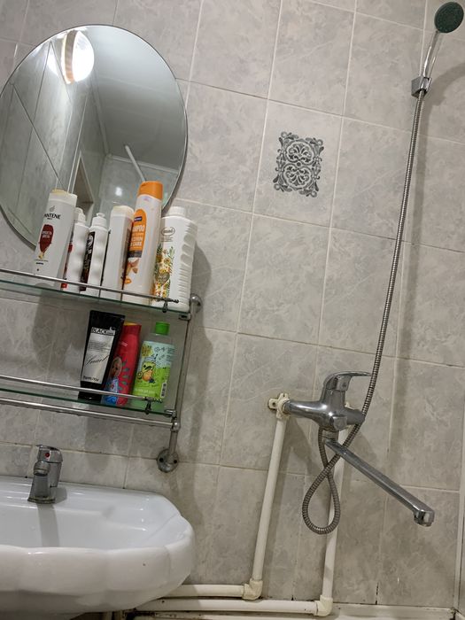 Продам 4-х комнатную квартиру