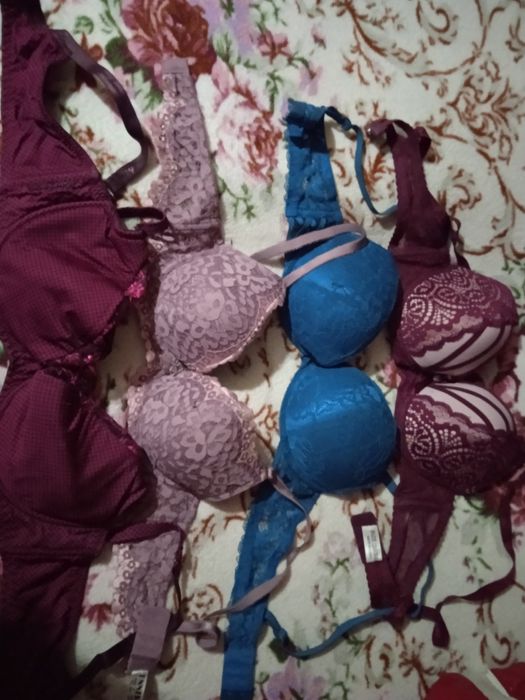 Продам женские лифчики
