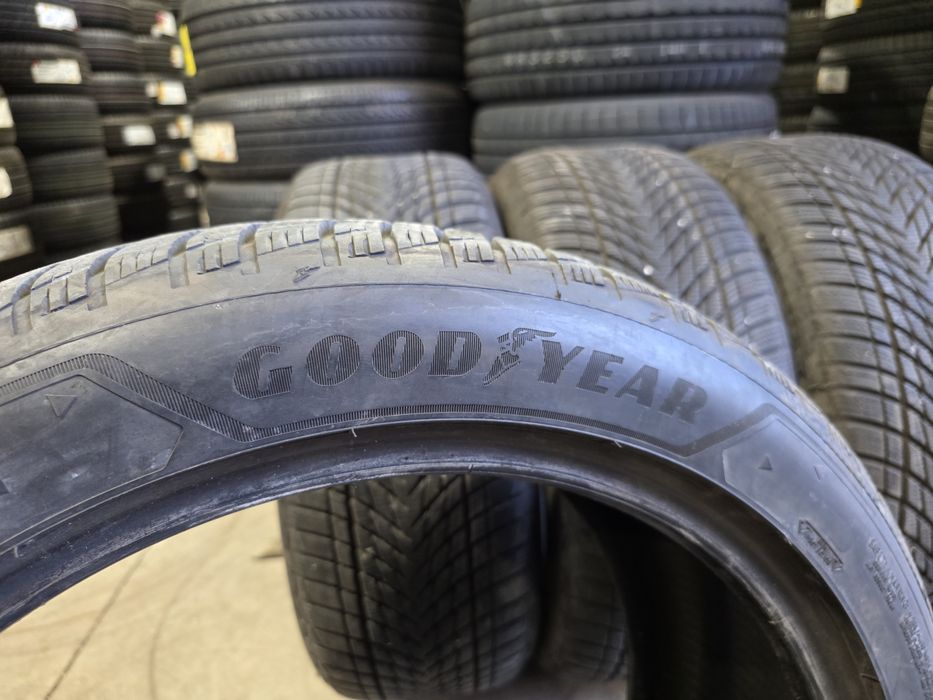 245/45/19 GOODYEAR 4бр