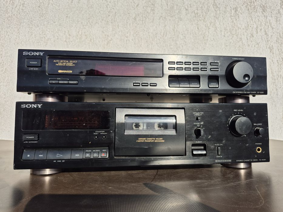 Vând casetofon deck marca Sony model TC-K 361 + tuner marca Sony model ST- S261 made in France